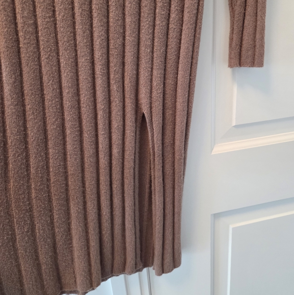 Abercrombie & Fitch Long Sleeve Mock Neck Dress - Picture 2 of 6